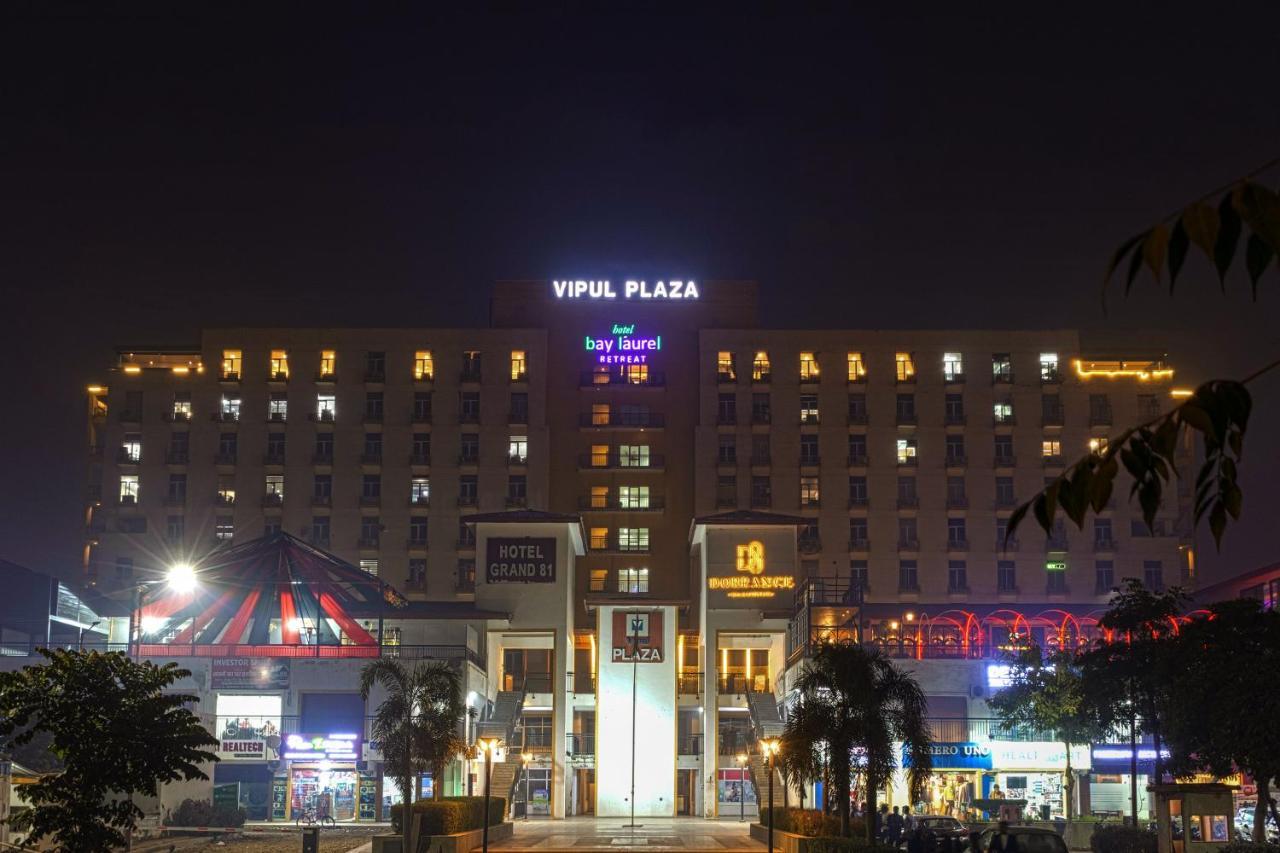 Hotel Bay Laurel Retreat ฟารีดาบัด ภายนอก รูปภาพ