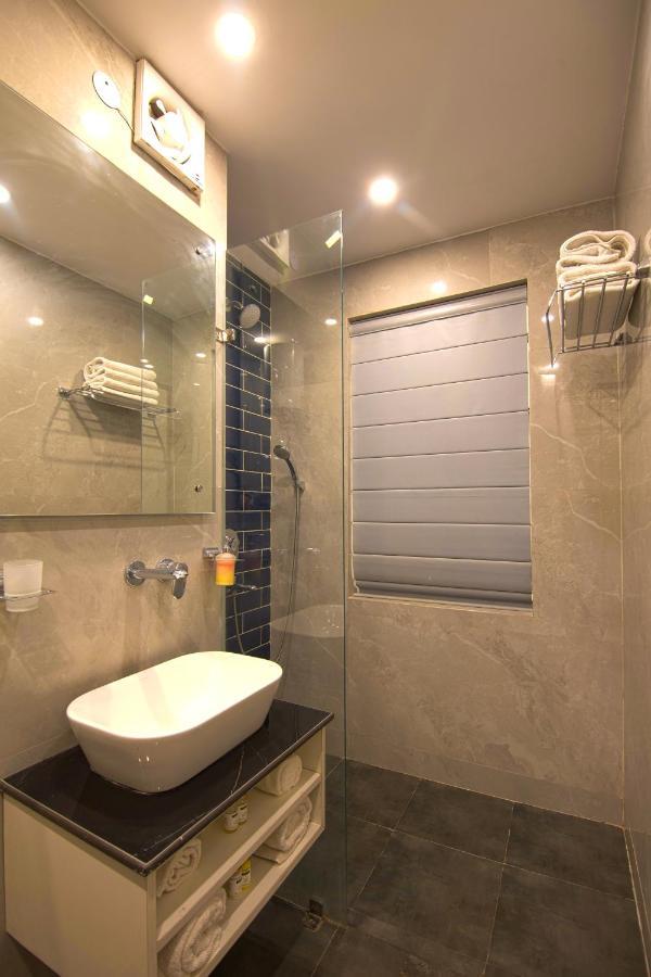 Hotel Bay Laurel Retreat ฟารีดาบัด ภายนอก รูปภาพ