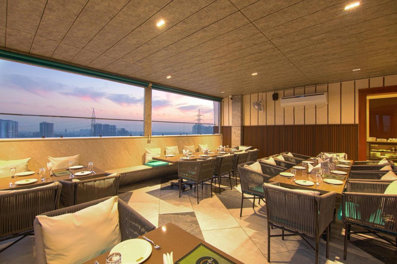 Hotel Bay Laurel Retreat ฟารีดาบัด ภายนอก รูปภาพ